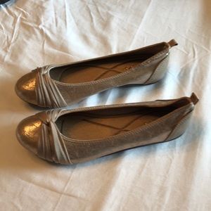 Don’t women’s slip on shoes